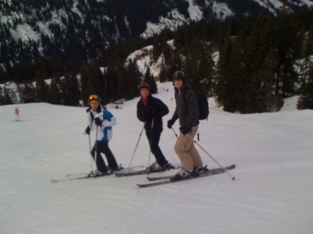 In the evenings the boys (and the chalet owners for that matter) also learnt how to play Donkey (card game) courtesy of the Dilnot-Smiths. Donkey is not it's real name but that was the one that was given to protect Alex (chalet owner's son) who was on the same team as Ian Dilnot-Smith. Great fun was had by all! Thankyou to the Dilnot-Smiths. We'll make sure we play with future guests.